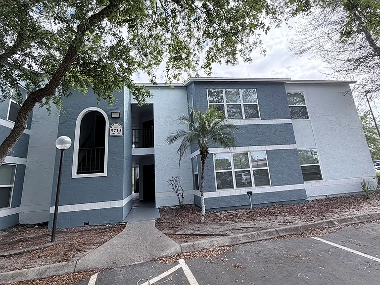 Gatlin Ave — Photo 2