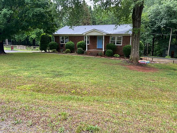 2nd image of 509 Maverick Rd