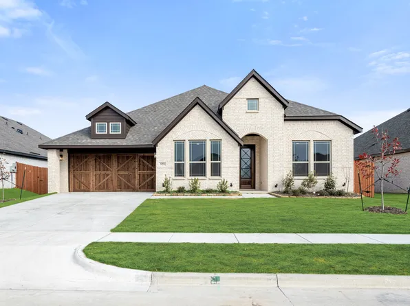 529 Sanctuary Dr, Waxahachie, TX 75165