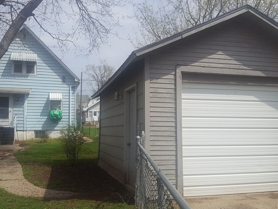 2nd image of 1308 25th St