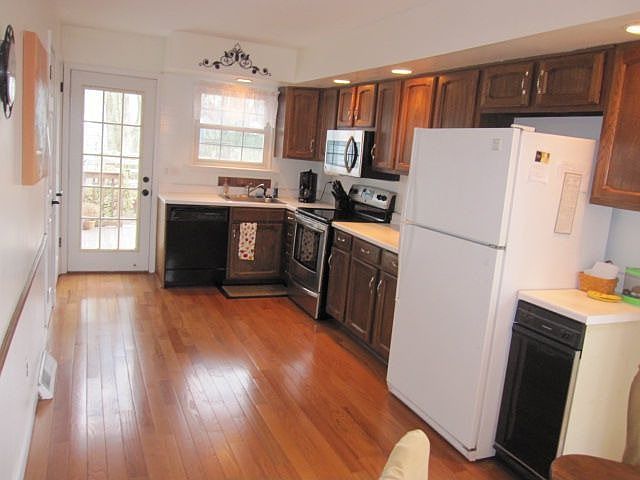 2nd image of 206 Joneal Rd
