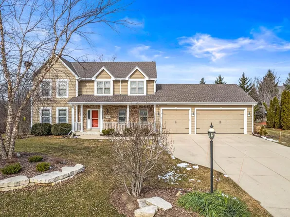 5855 South Timber Ridge COURT, New Berlin, WI 53151