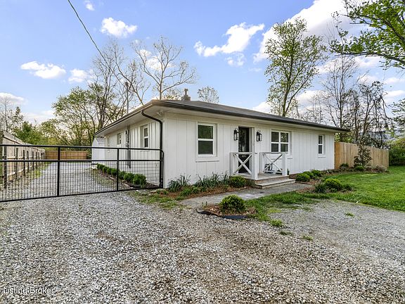 3rd image of 5707 Billtown Rd