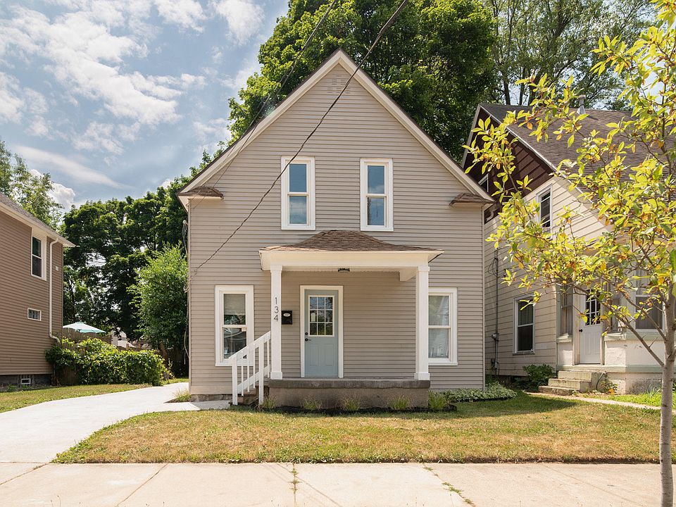 1st image of 134 Palmer St NE