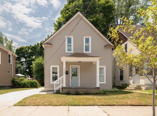 134 Palmer St NE, Grand Rapids, MI 49505