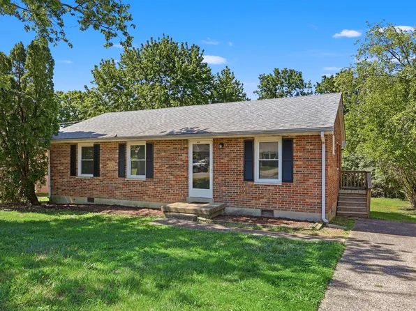 1082 Trent Blvd, Lexington, KY 40517