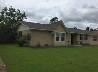 11 Wingate Dr, Gulfport, MS 39503
