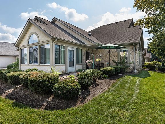 3rd image of 8546 Stonewoods Ln