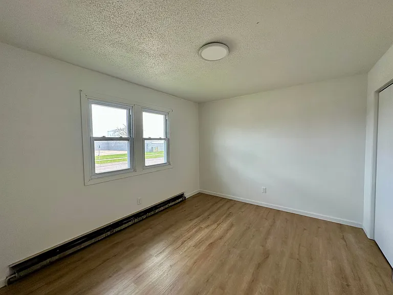 3509 S West Ave — Photo 24