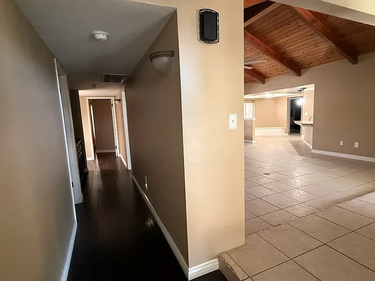9409 High Oak Dr — Photo 6