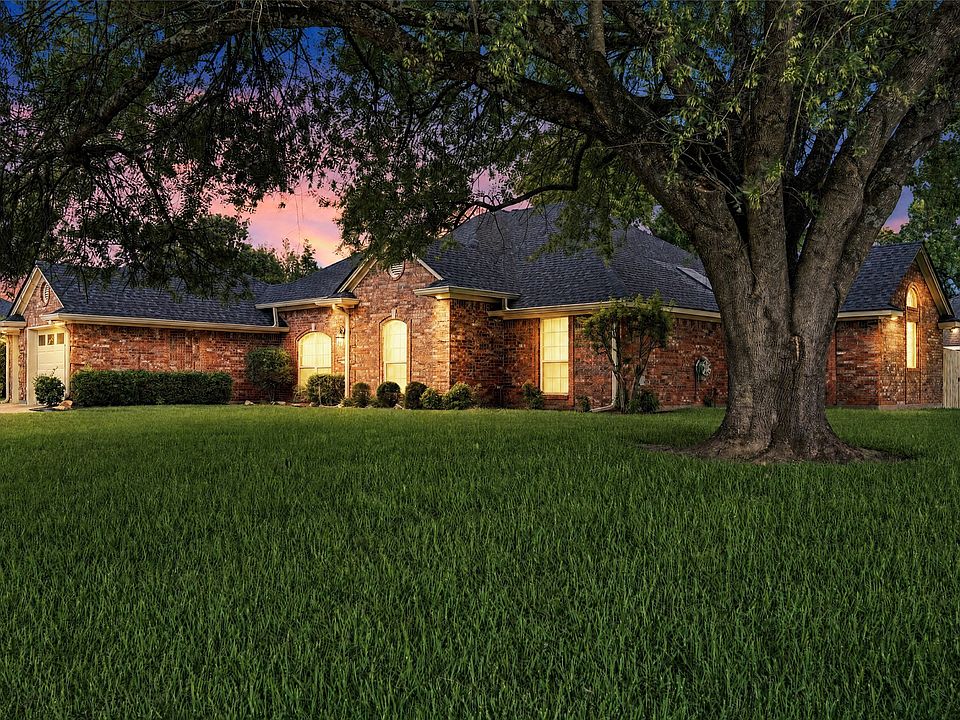 1st image of 1334 Whitehall Dr