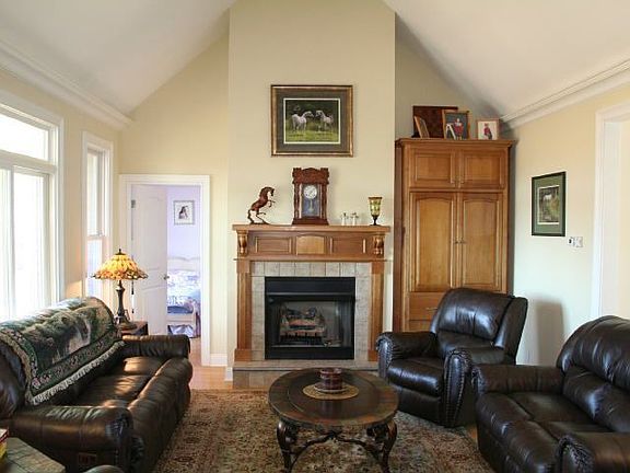 Main House Family Room