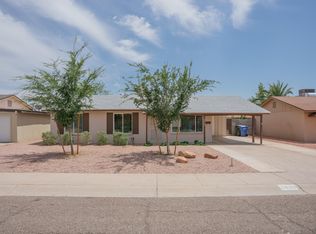 2039 W Corrine Dr, Phoenix, AZ 85029