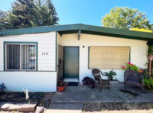 209 Arlington Dr, Ukiah, CA 95482