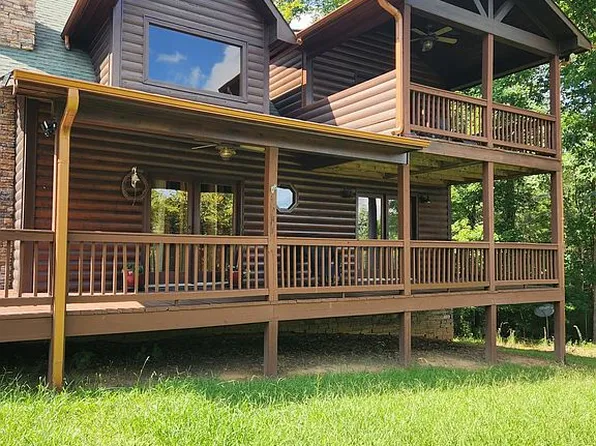 161 Clay Dr, Blairsville, GA 30512