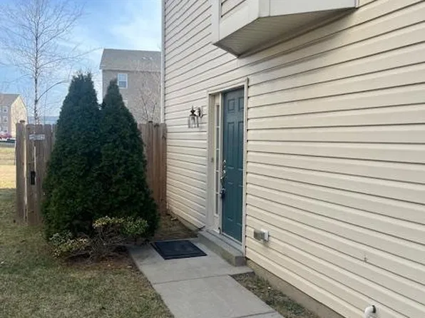 18313 Roy Croft Dr, Hagerstown, MD 21740
