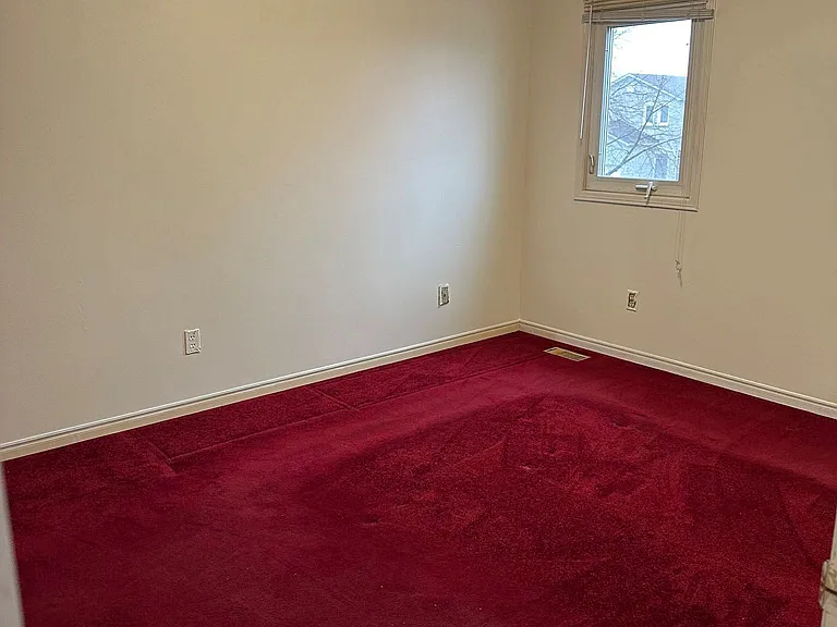 210 Ecclestone Dr #MAIN — Photo 7