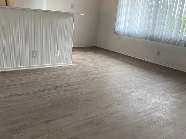 a1306 — Photo 19