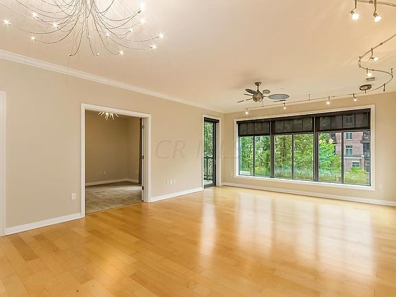 2nd image of 250 Daniel Burnham Sq Unit 310