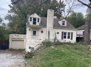 1240 N Florissant Rd, Saint Louis, MO 63135