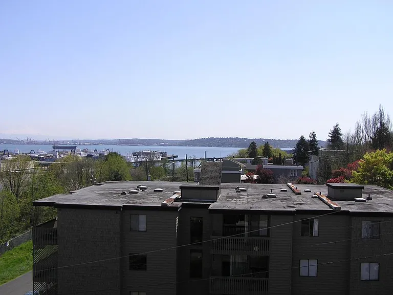 2302 W Boston St #PENTHOUSE — Photo 19