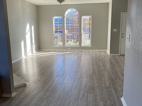 5th image of 2713 San Felipe Dr