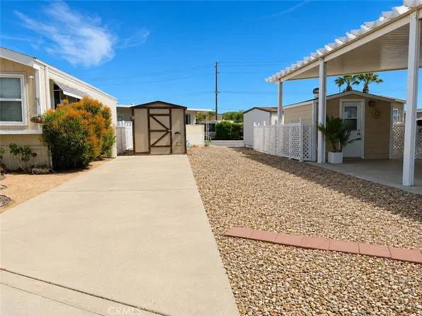 1295 S Cawston Ave Space 152, Hemet, CA 92545