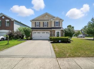 5507 Town Hill Dr, Canal Winchester, OH