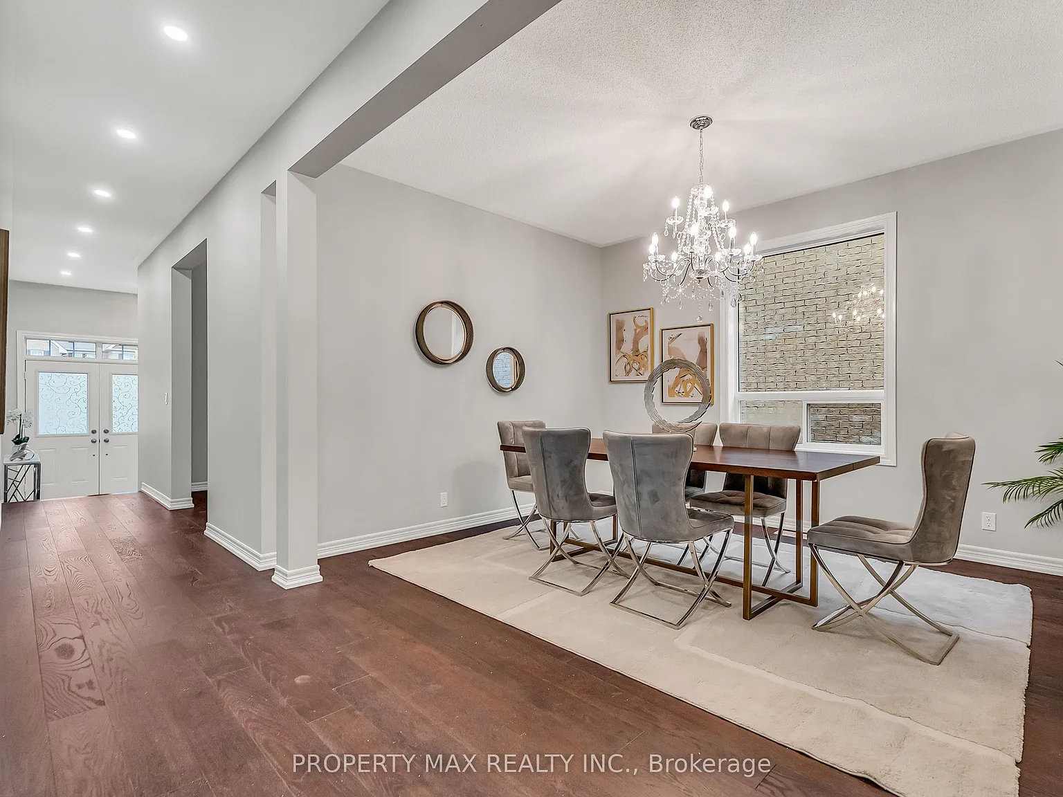 3 bed, $1,300 — Photo 3