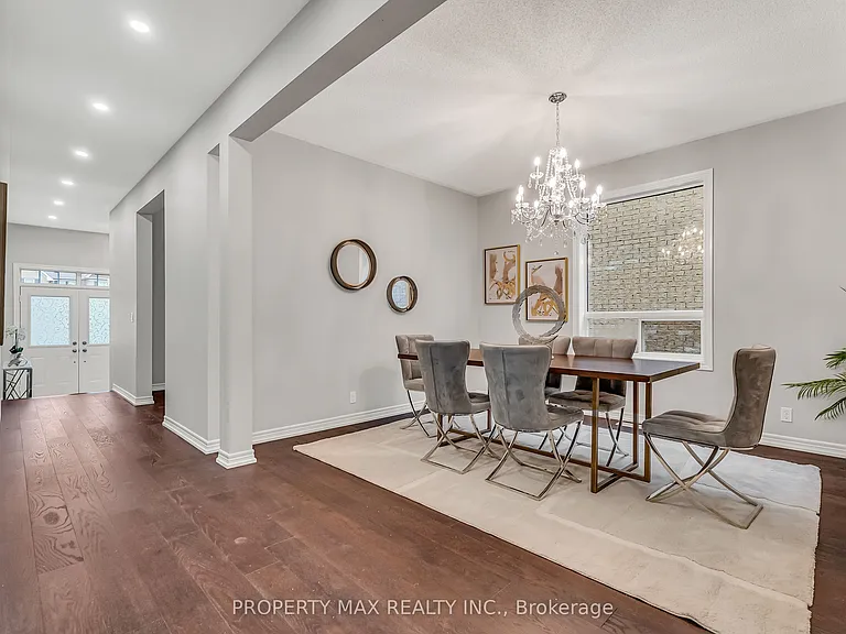 40 Britannia Ave E — Photo 3