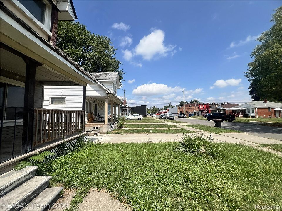 6895 Grandville Ave, photo 6
