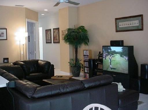 2nd image of 4611 Hammock Cir