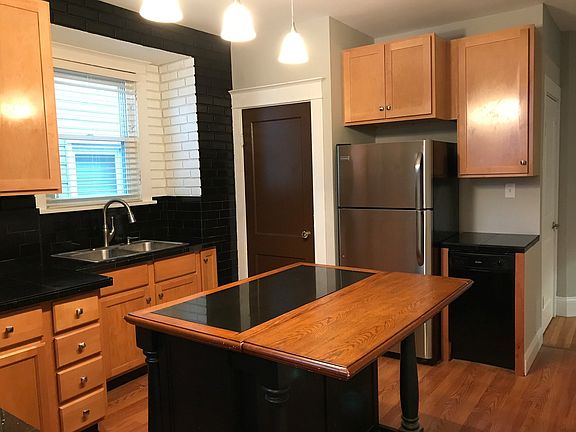 5th image of 5811 Southwest Ave