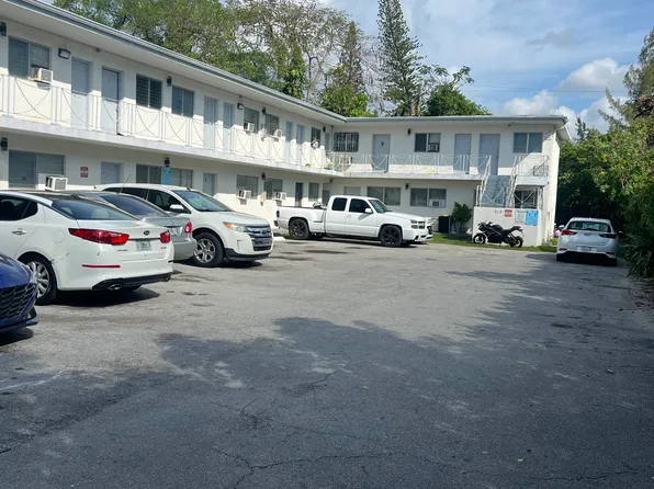 519 NE 83rd St APT 12, Miami, FL 33138