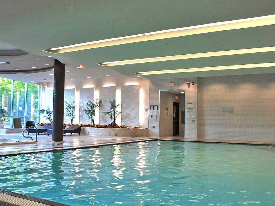 2nd image of 4033 Hurontario St #308
