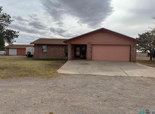 1011 Painted Pony Ln, Artesia, NM 88210
