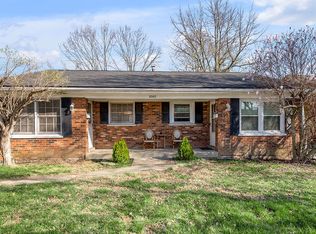 3502 Lansdowne Dr, Lexington, KY 40517