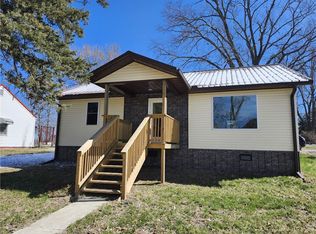 711 S 20th St, Bethany, MO 64424