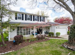 5815 Cliffside Dr, Troy, MI 48085