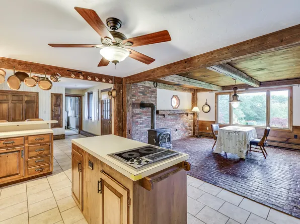 26 Manor Drive, East Sandwich, MA 02537