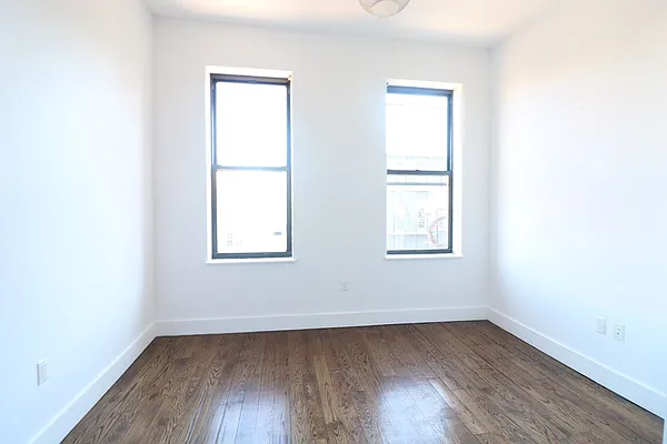 Rented by Nooklyn NYC LLC | media 46