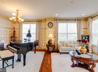 9101 Marlove Oaks Ln, Owings Mills, MD 21117