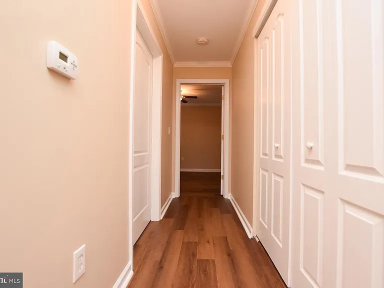 342 Nicholas Dr — Photo 14