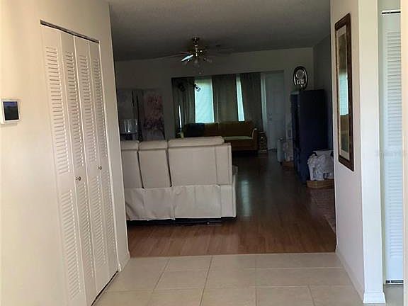 3rd image of 2512 LANCASTER DRIVE #2512