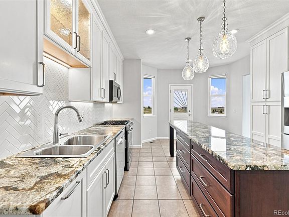 5th image of 6619 Shannon Circle