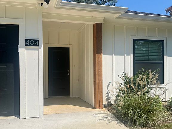 5th image of 1011 McClenny Dr #404