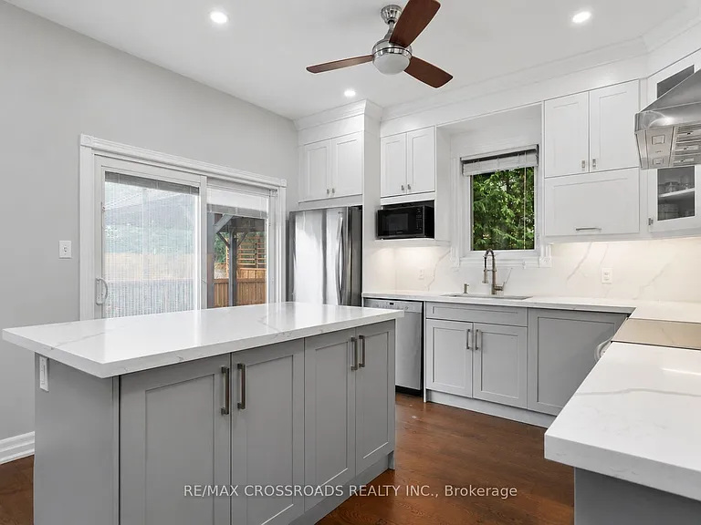 5 Robert Correll Ct — Photo 5