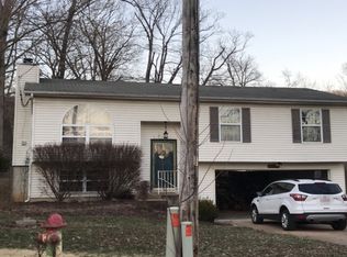 2136 Erik Ln, Pacific, MO 63069