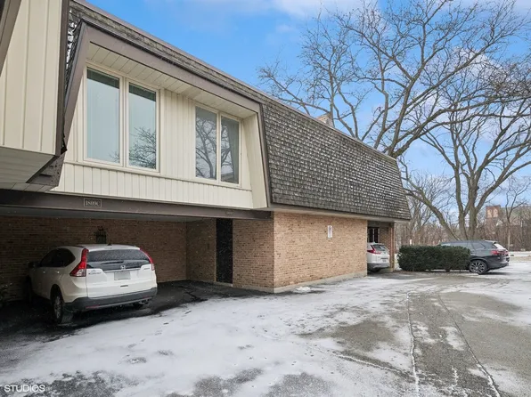 1809 Tanglewood Dr Unit B, Glenview, IL 60025