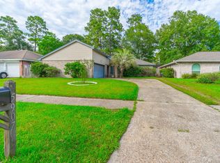 5907 Walnutgate Dr, Spring, TX 77373